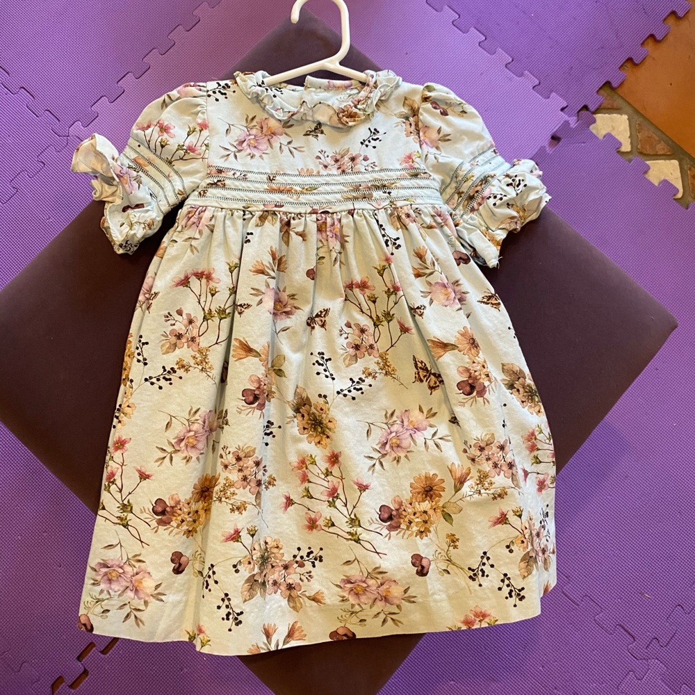 Beautiful floral dress.